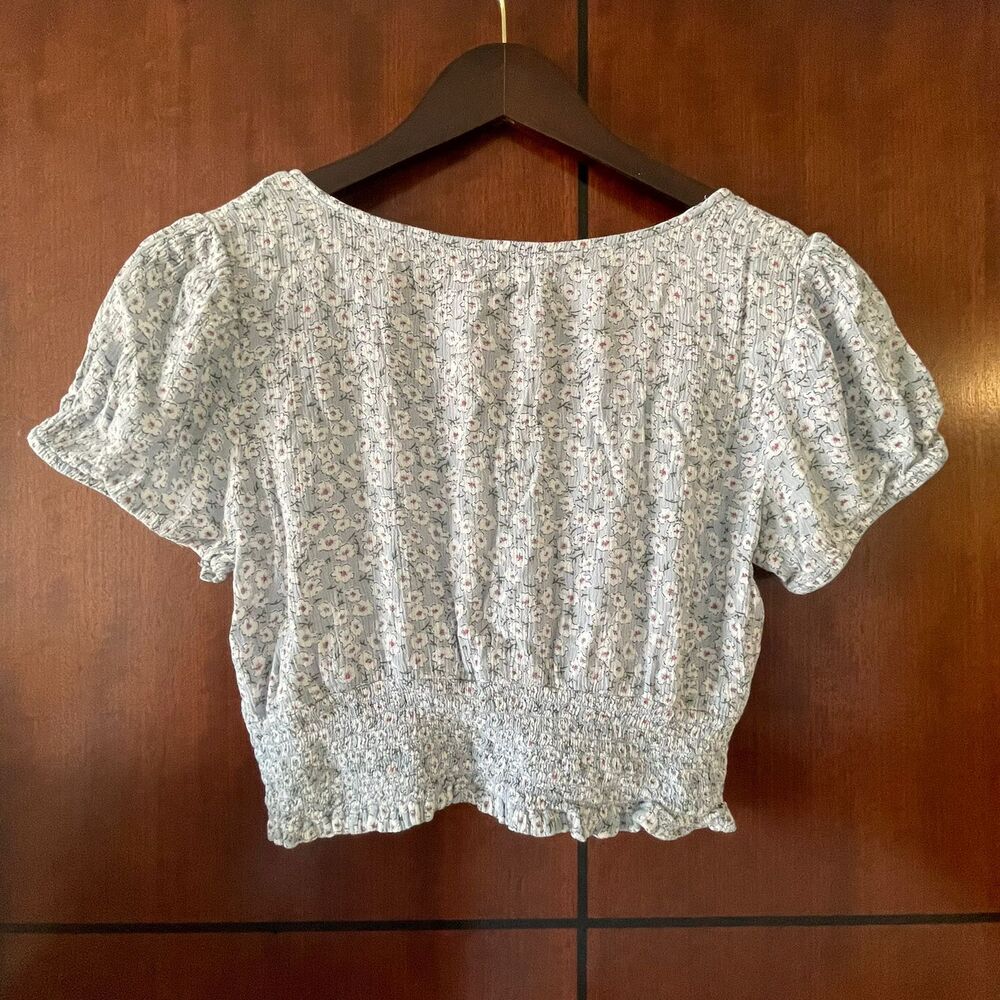 Aeropostale Blue Floral 100% Rayon Crop Top Size S Smocked Waist Tie Front - Picture 3 of 8